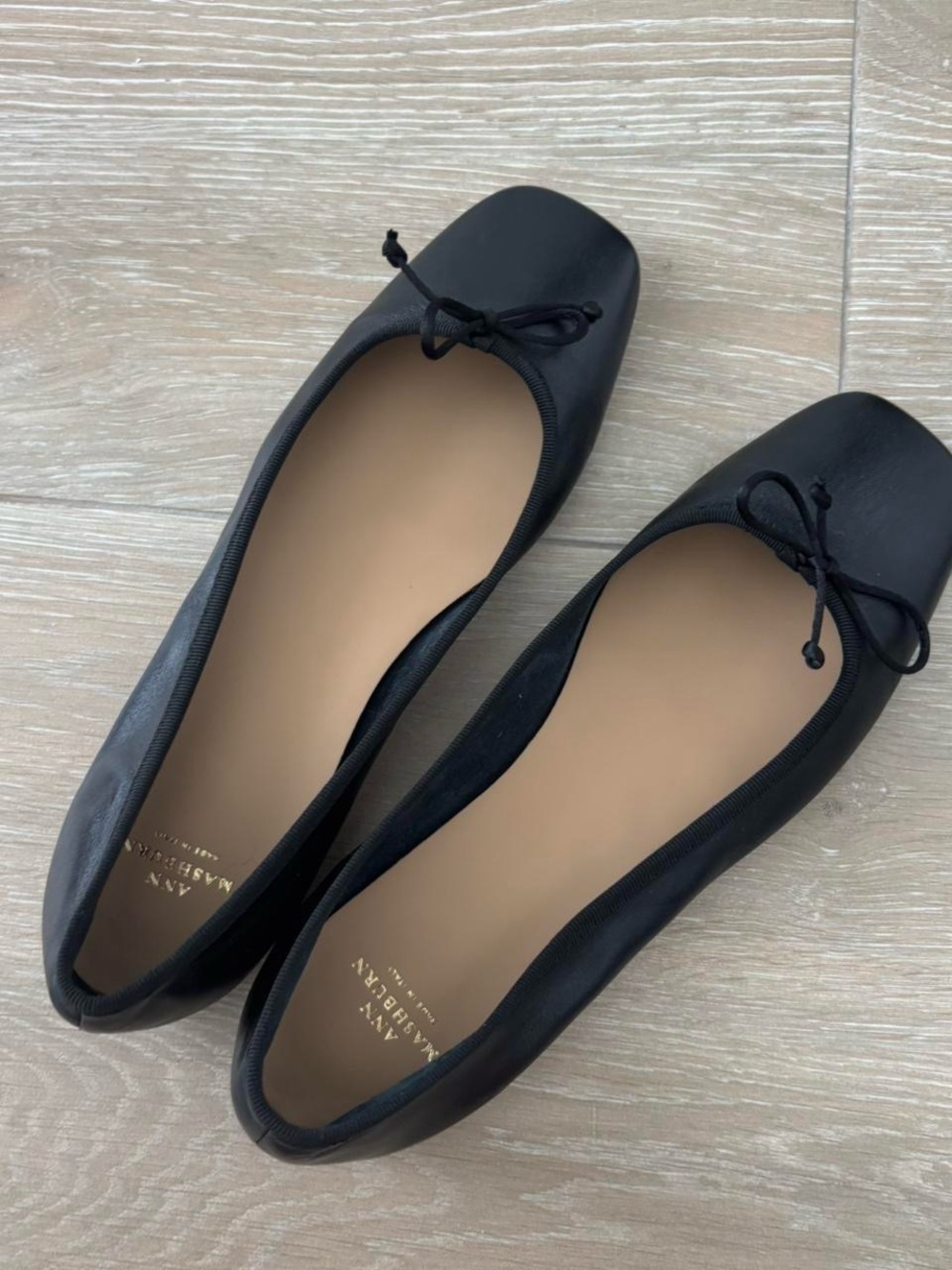 ANN MASHBURN Women's Black Leather Ballet Flats with Bow - Picture 4 of 5